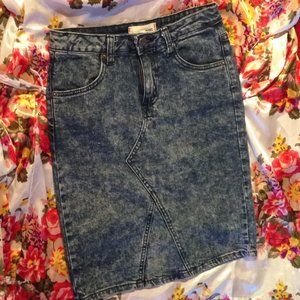 Urban Outfitters Denim Skirt Size 25
